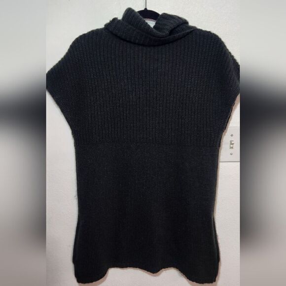 Theory Wool and Cashmere Cowl Neck Sleveless Knit Sweater in Green Size Medium - Picture 13 of 13